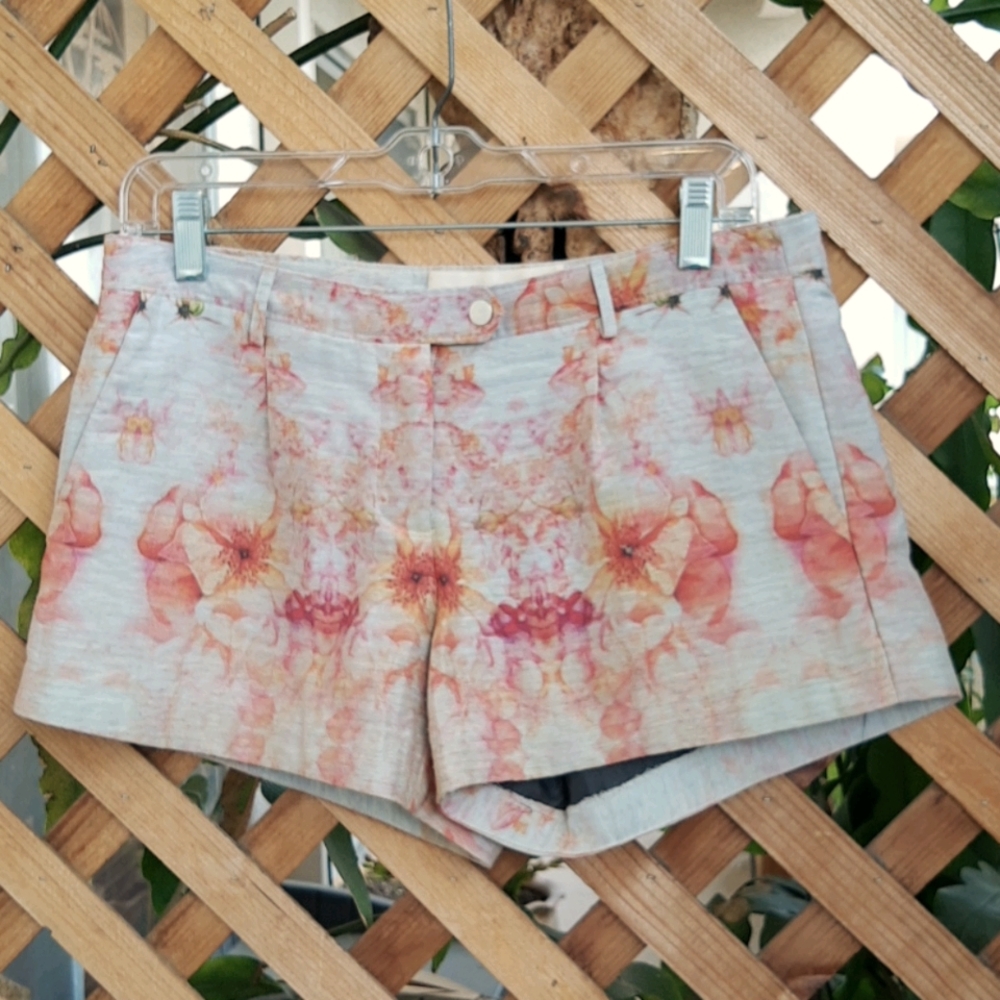 Graham & Spencer Watercolor Floral Print Shorts
